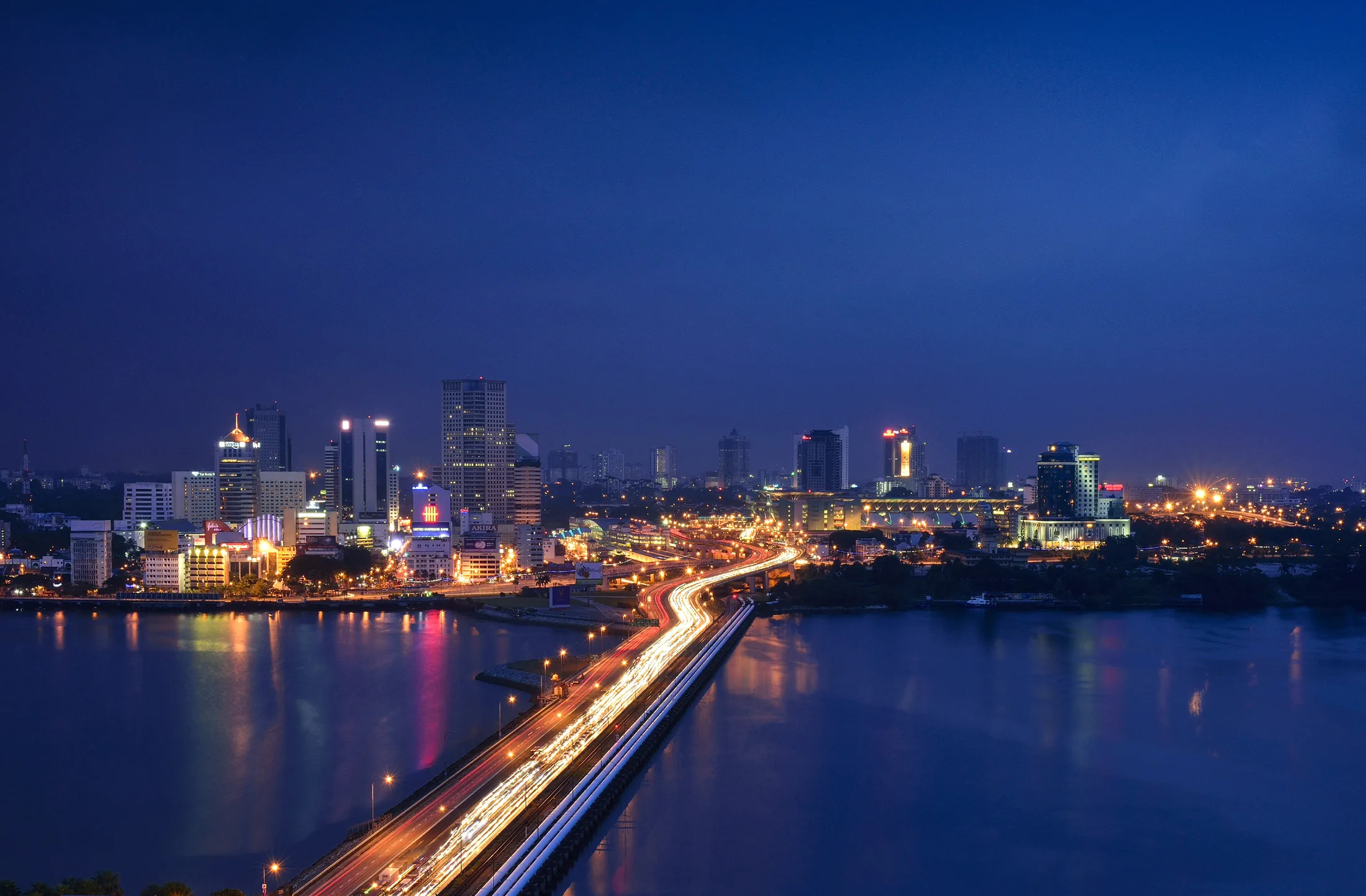 Johor–Singapore urban and transport connectivity at night